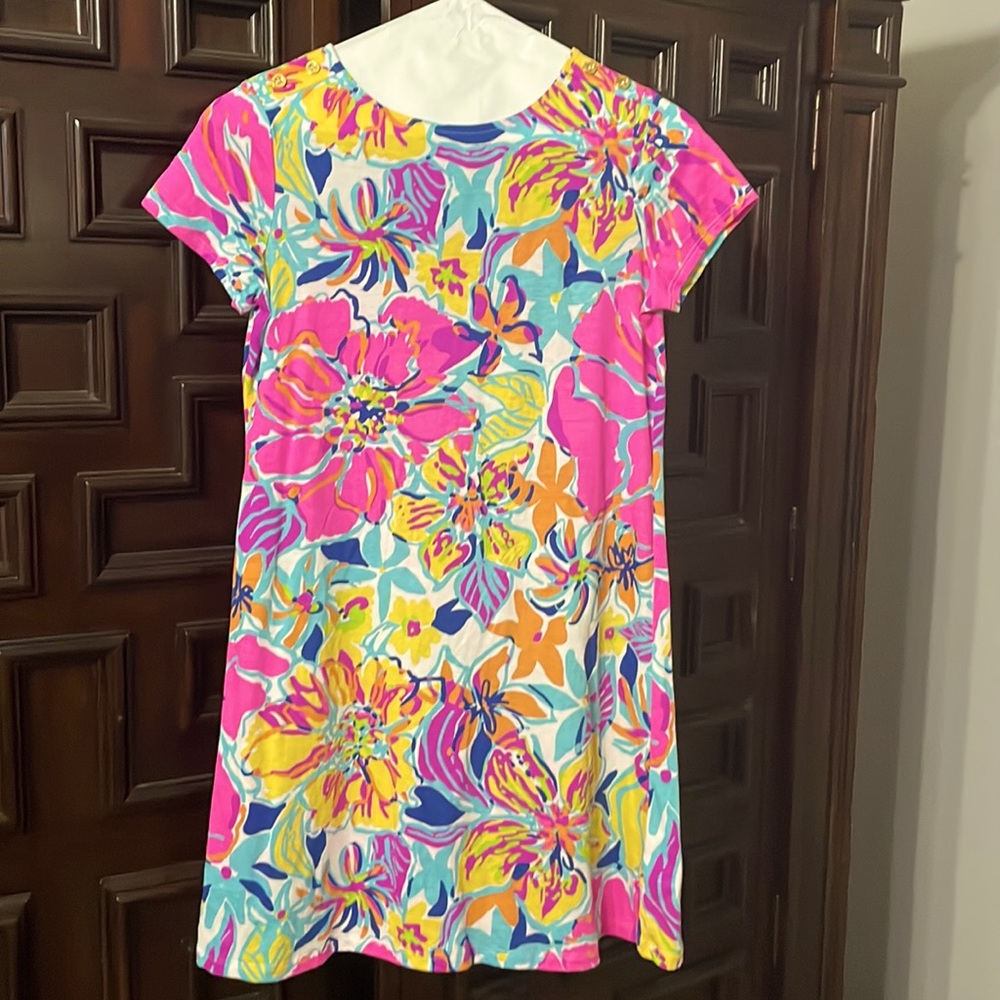 Lily Pulitzer girls dress size x large 100% cotton. Beautiful bright colors.